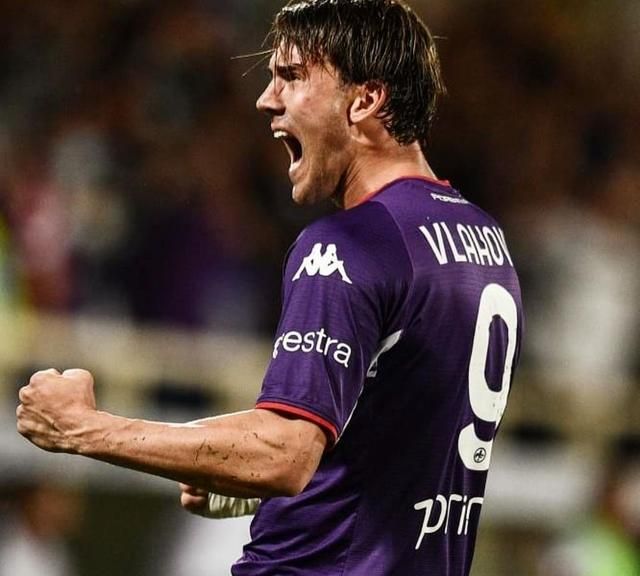 首轮出局后大换血！火箭交易多人迎杜兰特，或弃伊森换巴雷特？