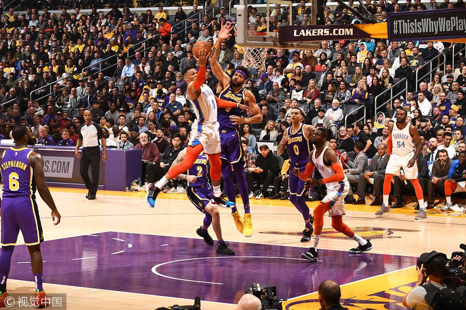 育中进行创 育中进行创