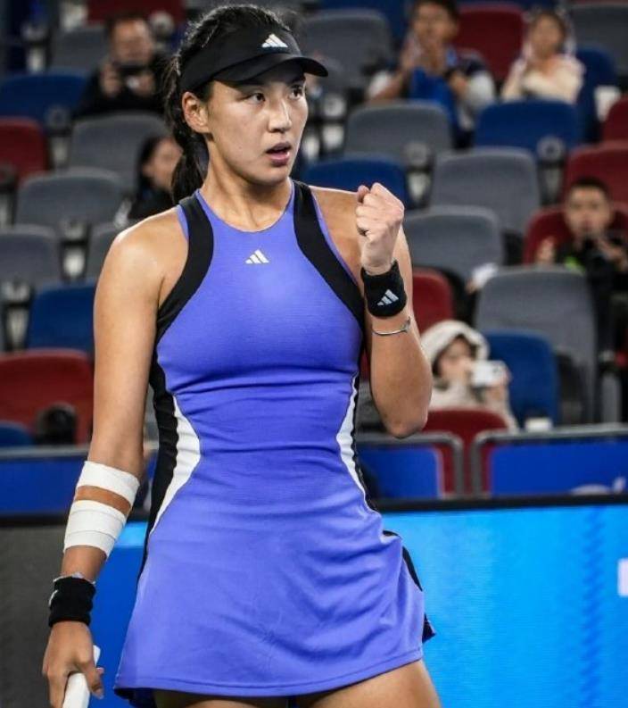 姆巴佩用两 姆巴佩用两