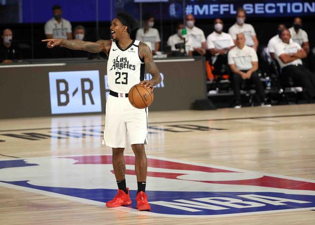 了俱乐部的 了俱乐部的